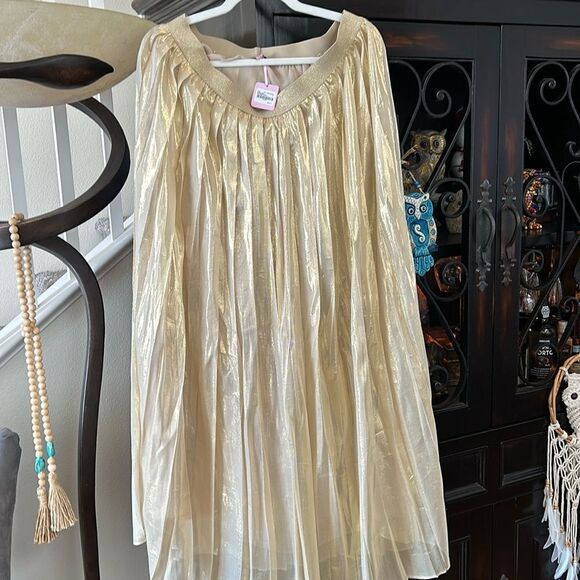 Brand new just in time for holidays ! - Picture 1 of 2